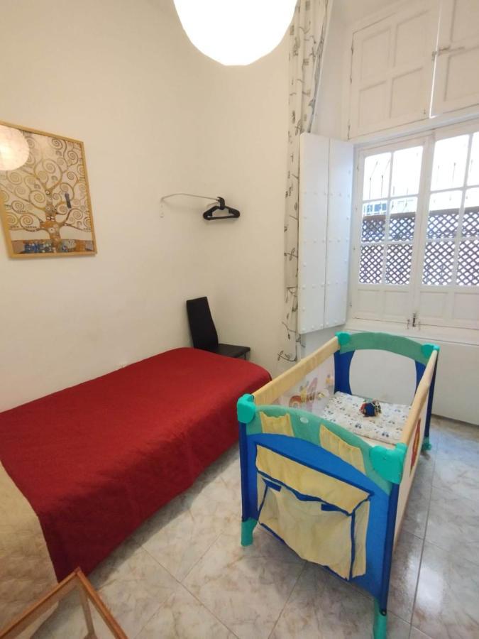 Ferienwohnung Piso En El Casco Antiguo Con Patio Privado Sevilla Exterior foto